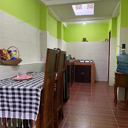 Villa Melanting كارانغاسِم المظهر الخارجي الصورة